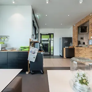 Hotel A2 - Airport & Messe